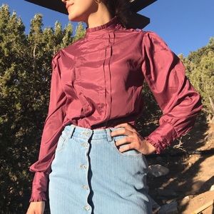 Beautiful Vintage Maroon Button-neck Blouse!